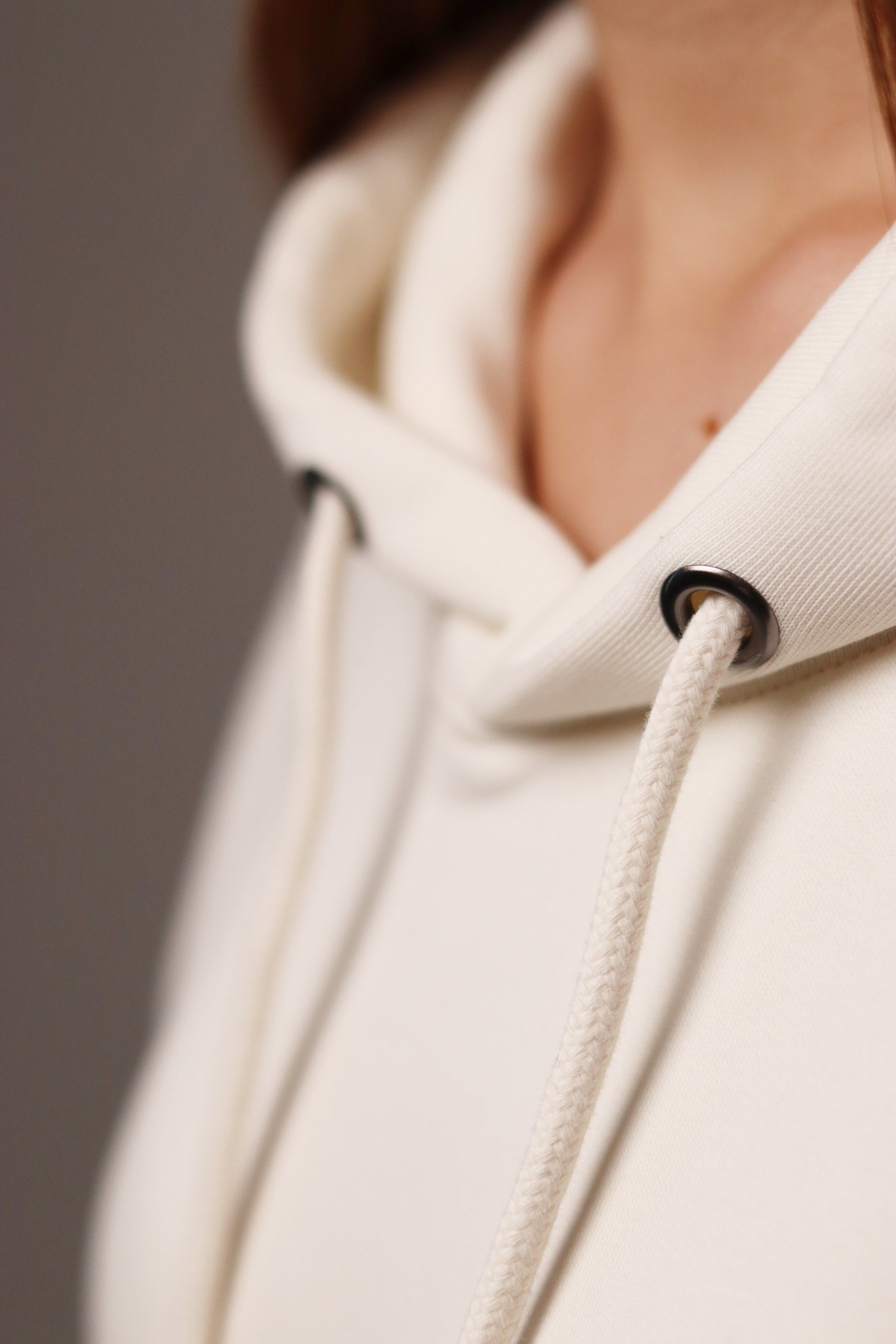 Sweat à capuche C&B Essentiel Clic & Brod